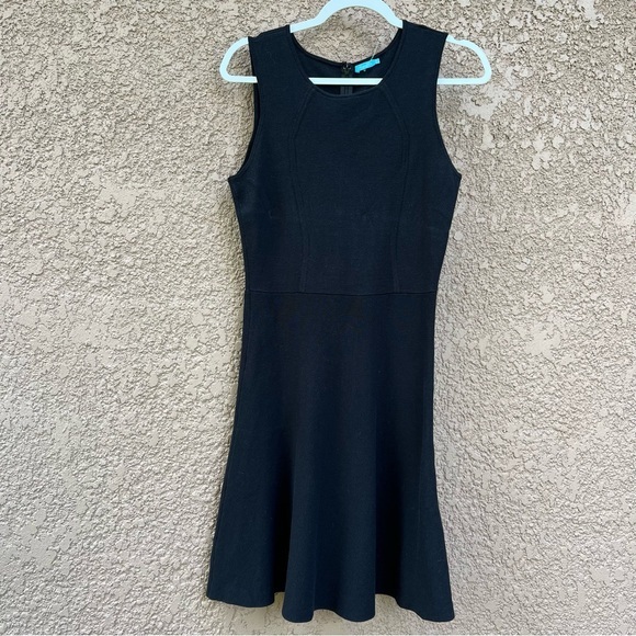 J. McLaughlin Dress Women's Size XS Black Midi Sleeveless Flowy‎ Peplum Hem - Picture 1 of 9